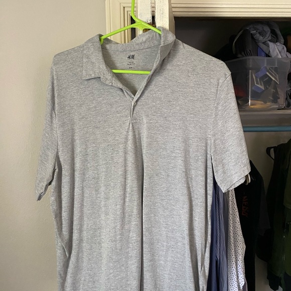 2 FOR 1 SPECIAL H&M POLOS. (TODAY ONLY) - Picture 2 of 2